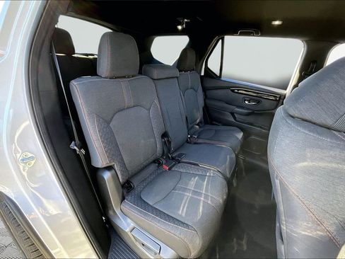 Used 2023 Honda Pilot Sport image 17