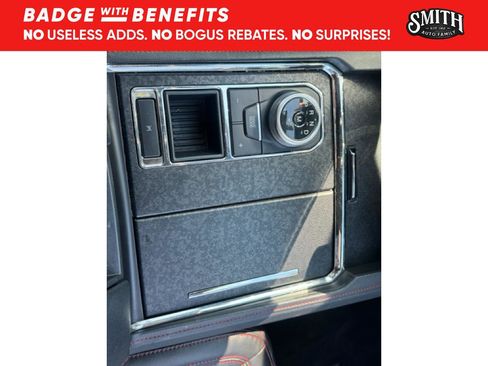 Used 2022 Ford Expedition Max Limited image 8