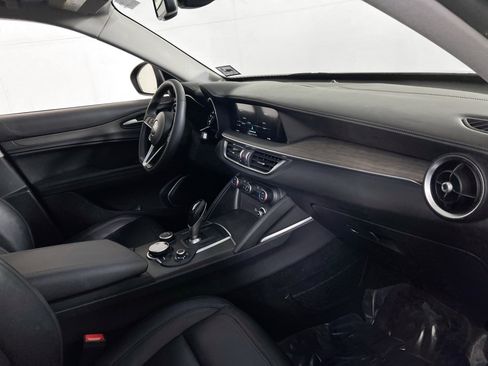 Used 2019 Alfa Romeo Stelvio Ti image 29