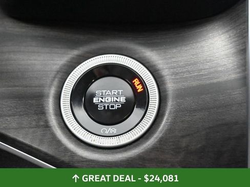 Used 2024 Jeep Grand Cherokee Limited 4xe image 34