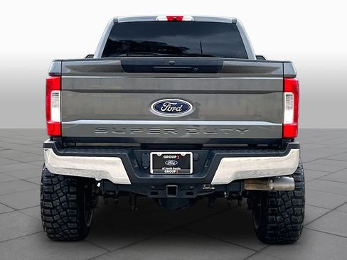 Used 2019 Ford F250 XL w/ STX Appearance Package AWD/4WD image 5