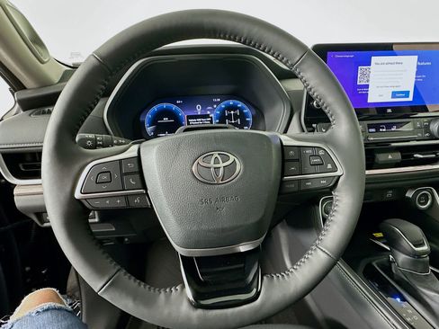 New 2026 Toyota Grand Highlander AWD image 11