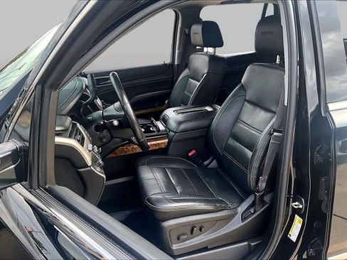 Used 2015 GMC Yukon Denali w/ Premium Package RWD image 7