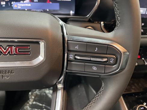 New 2025 GMC Canyon Elevation w/ Convenience Package image 20