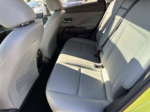 Used 2024 Hyundai Kona Limited image 13