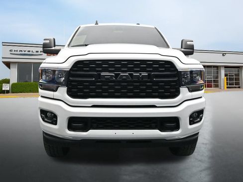 Used 2024 RAM 2500 Big Horn w/ Night Edition AWD/4WD image 8