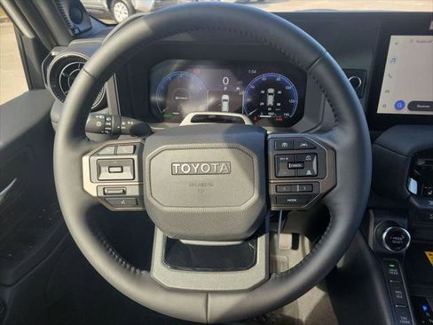 Certified 2025 Toyota Land Cruiser image 24