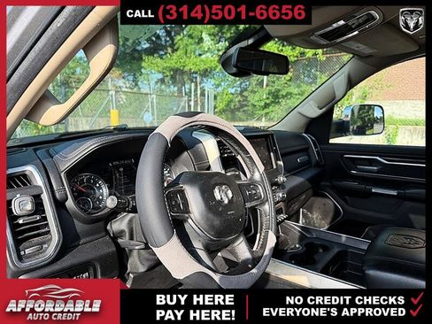 Used 2019 RAM 1500 Laramie AWD/4WD image 9