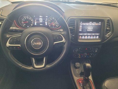 Used 2019 Jeep Compass Trailhawk image 22