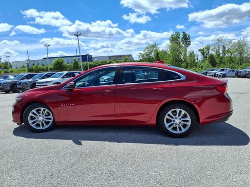 Used 2016 Chevrolet Malibu LT w/ Leather Package FWD image 34
