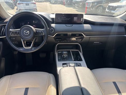 Used 2024 MAZDA CX-90 Plug-In Hybrid w/ Premium Pkg AWD/4WD image 9