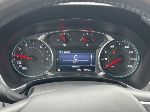 Used 2020 Chevrolet Equinox LT image 16