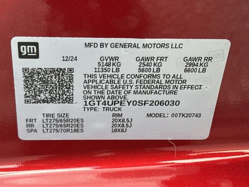 Used 2025 GMC Sierra 2500 AT4 w/ AT4 Premium Plus Package AWD/4WD image 36