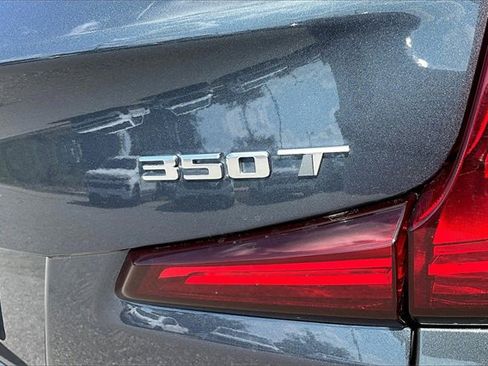 Used 2021 Cadillac XT4 Luxury w/ Cold Weather Package image 24