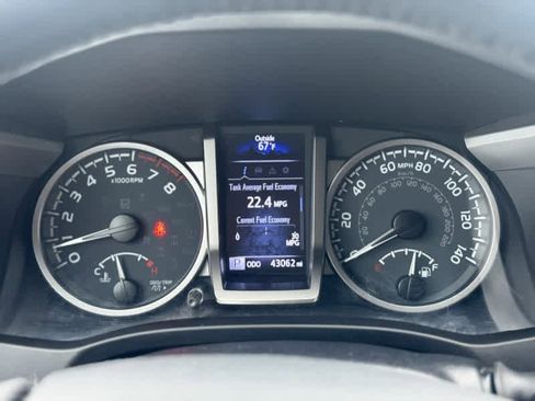 Used 2020 Toyota Tacoma SR5 image 24