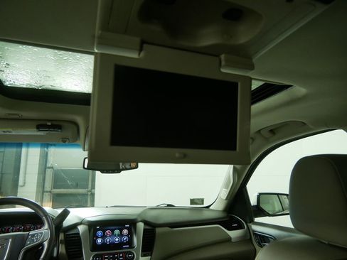 Used 2015 GMC Yukon XL SLT w/ Open Road Package image 21