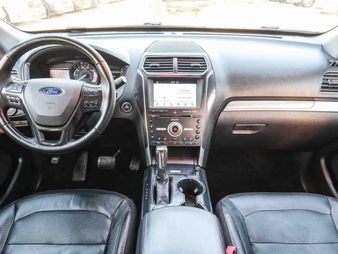 Used 2017 Ford Explorer Sport w/ Equipment Group 401A AWD/4WD image 13