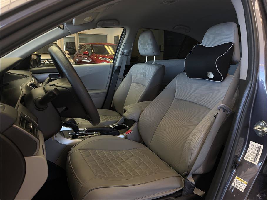 Used 2015 Honda Accord LX image 23