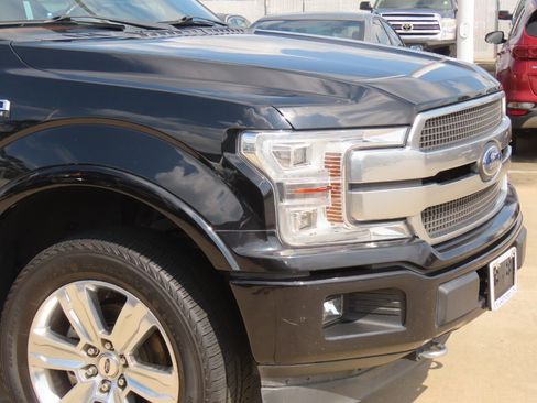 Used 2020 Ford F150 Platinum w/ Equipment Group 701A Luxury AWD/4WD image 5