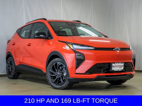 New 2027 Chevrolet Bolt RS w/ Technology Package FWD image 2
