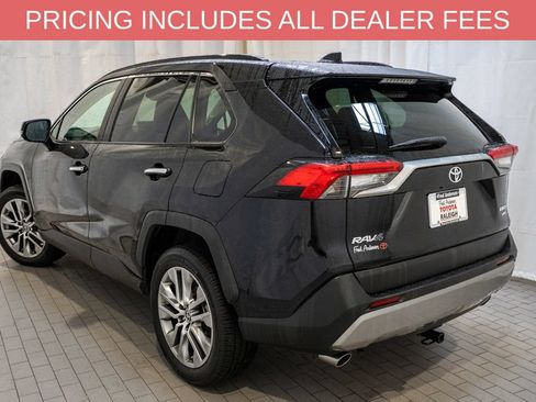 Used 2022 Toyota RAV4 Limited AWD/4WD image 3
