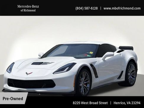 Used 2015 Chevrolet Corvette Z06 w/ 3LZ Preferred Equipment Group RWD image 1