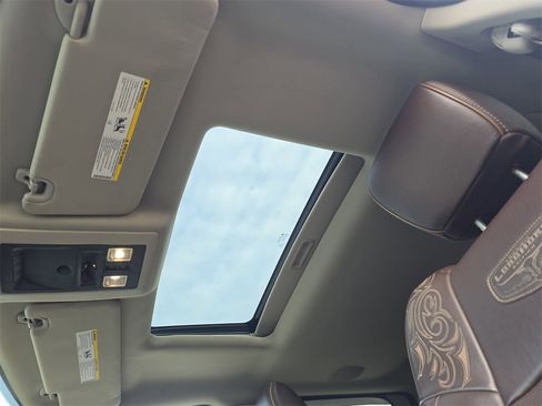 Used 2016 RAM 2500 Longhorn w/ Cold Weather Group image 31