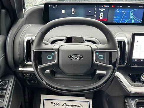 New 2025 Ford Expedition Platinum w/ Stealth Performance Package image 7