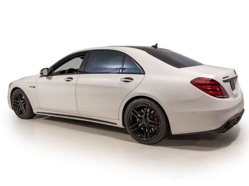 Used 2020 Mercedes-Benz S 63 AMG 4MATIC Sedan image 4
