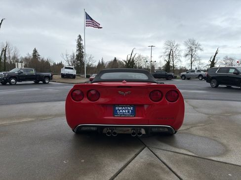 Used 2005 Chevrolet Corvette Base w/ Preferred Equipment Group image 4