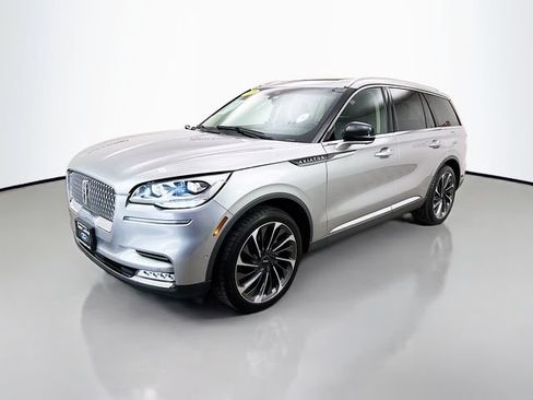 Used 2020 Lincoln Aviator Reserve w/ Equipment Group 202A AWD/4WD image 3