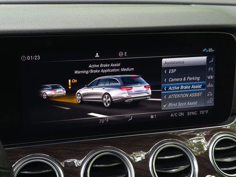 Used 2019 Mercedes-Benz E 450 4MATIC Wagon w/ Premium Package image 42