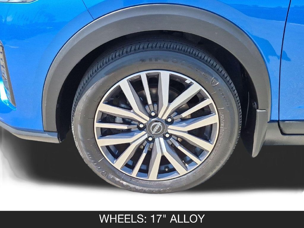 Used 2023 Nissan Kicks SR FWD image 11