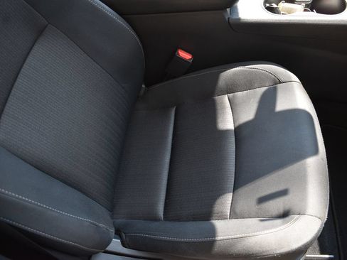 Used 2025 Nissan Altima 2.5 SV FWD image 23