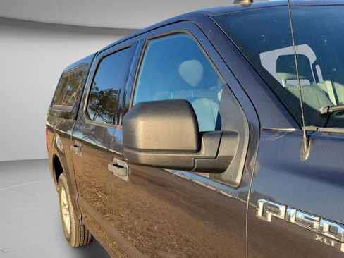 Used 2019 Ford F150 XLT image 11