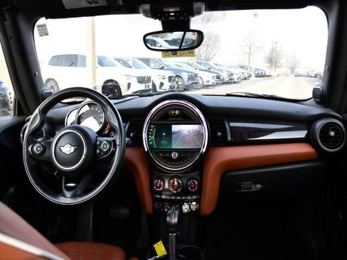Used 2019 MINI Cooper S image 18