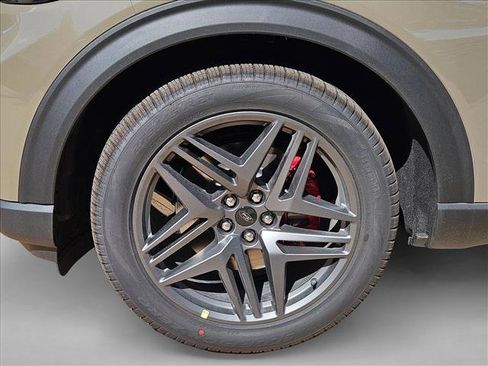 New 2026 Ford Explorer ST-Line w/ ST-Line Street Pack RWD image 10