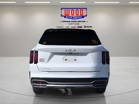 Used 2023 Kia Sorento S w/ Panoramic Sunroof Package FWD image 7