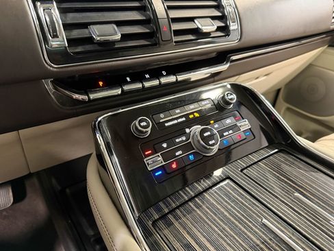 Used 2024 Lincoln Navigator Black Label AWD/4WD image 84