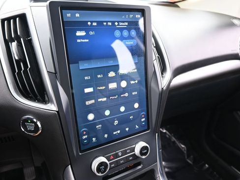 Used 2022 Ford Edge Titanium w/ Equipment Group 301A image 20