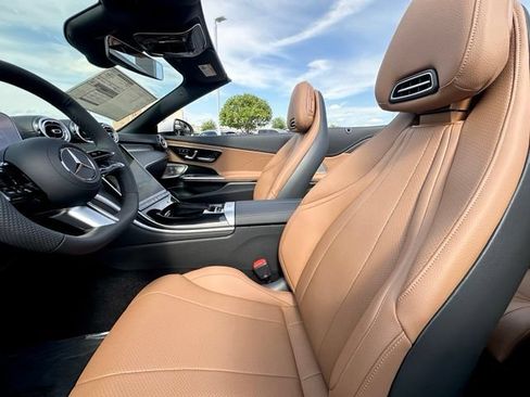 New 2027 Mercedes-Benz CLE 300 4MATIC Cabriolet image 32