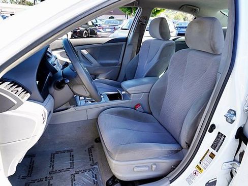 Used 2011 Toyota Camry LE w/ LE Extra-Value Pkg image 14