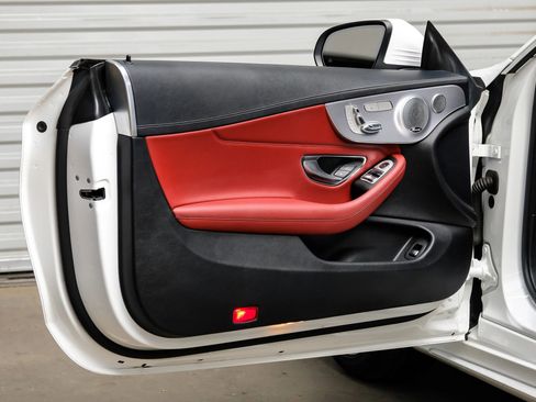 Used 2017 Mercedes-Benz C 300 Coupe image 40