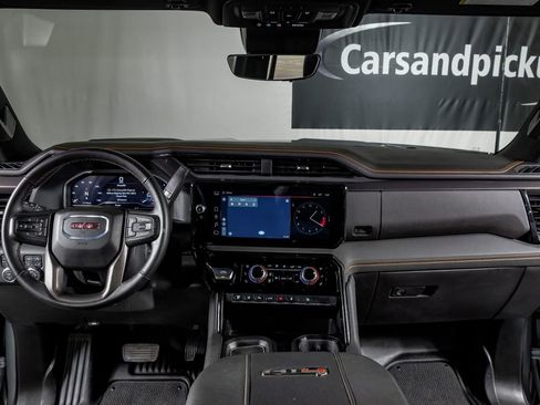 Used 2024 GMC Sierra 2500 AT4 w/ AT4 Premium Plus Package image 14