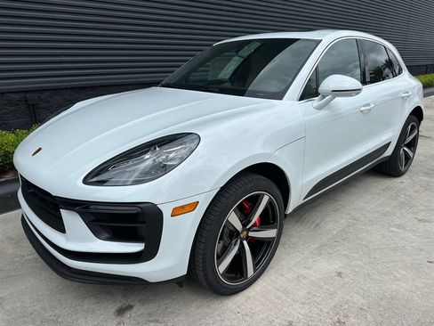 Used 2026 Porsche Macan S AWD/4WD image 7