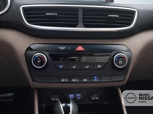 Used 2020 Hyundai Tucson SE w/ Cargo Package FWD image 12