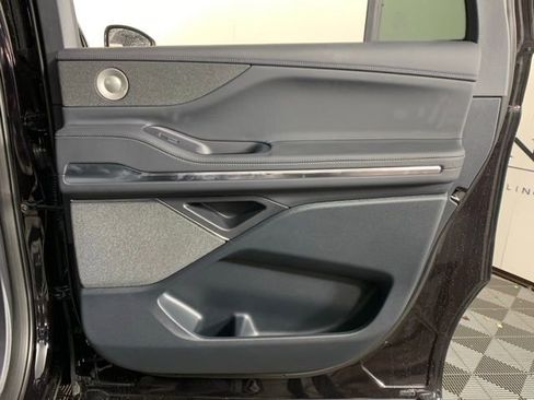 New 2025 Lincoln Navigator L Reserve image 35