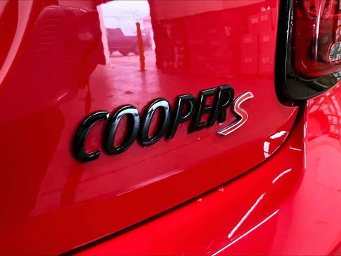 Used 2024 MINI Cooper S image 11