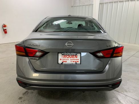 Used 2023 Nissan Altima 2.5 SV image 23