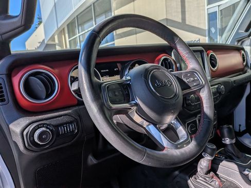 Used 2019 Jeep Wrangler Unlimited Rubicon AWD/4WD image 10